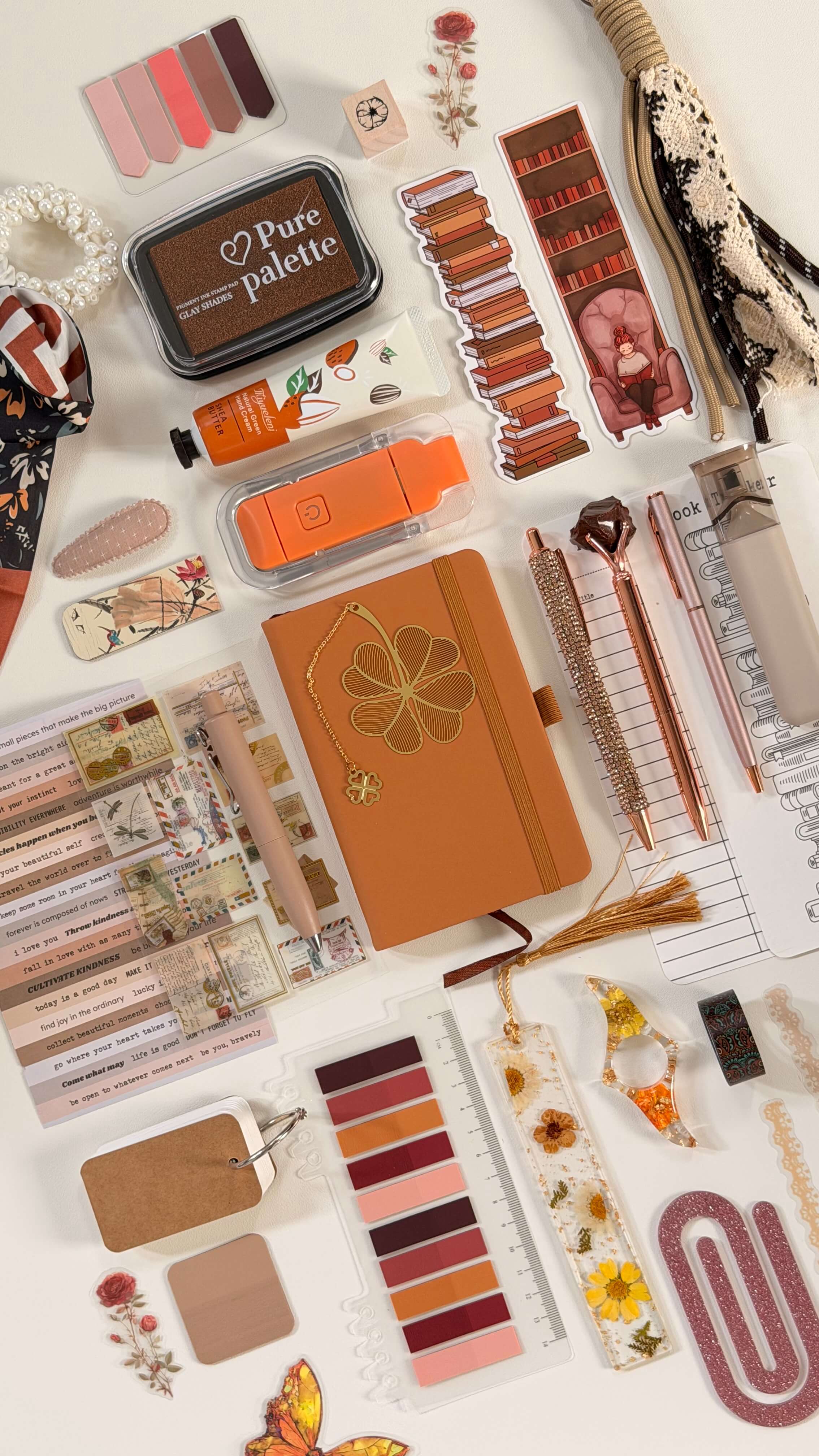 🤎 Brown Bookish Bundles