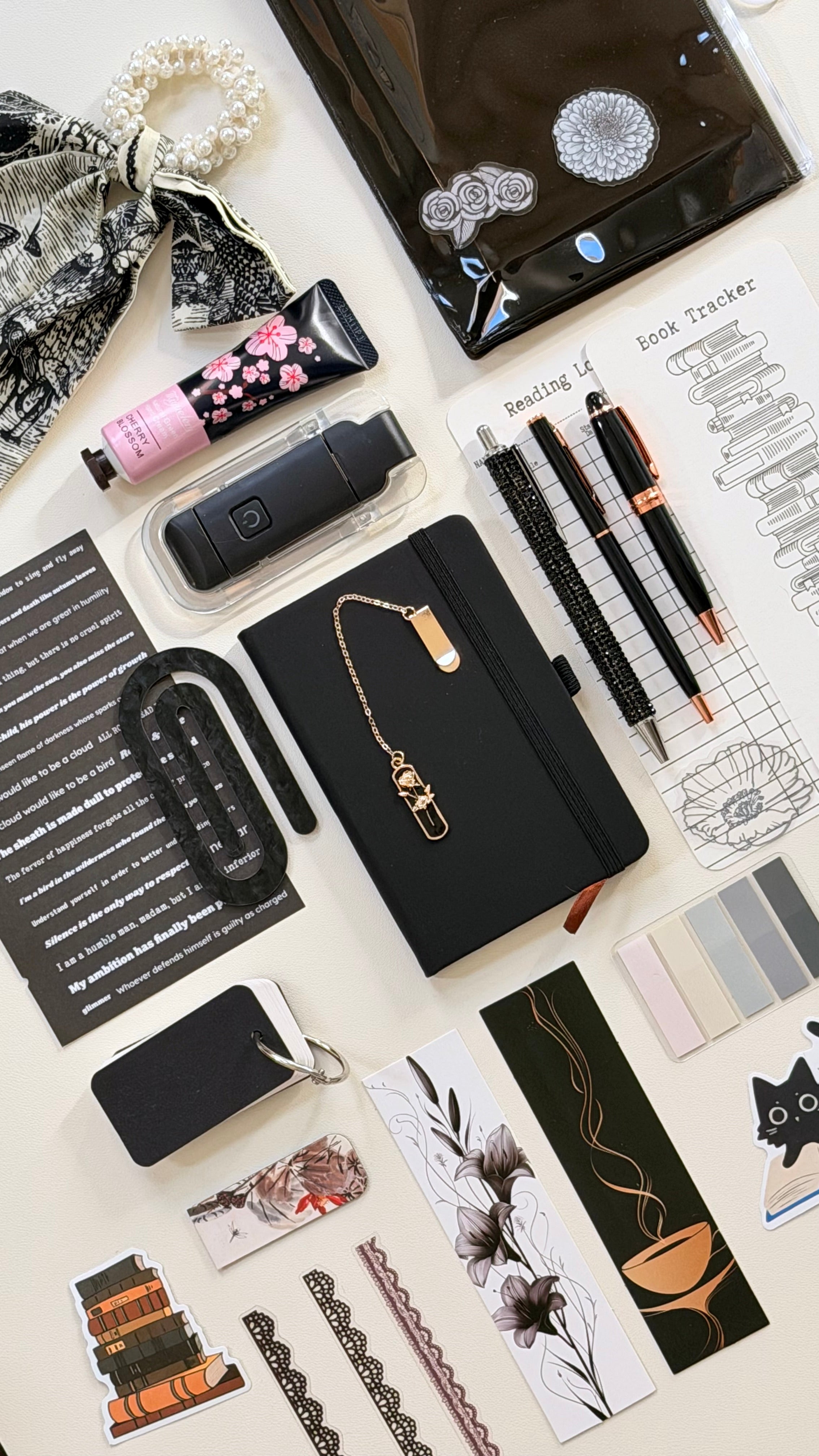 🖤 Black Bookish Bundles