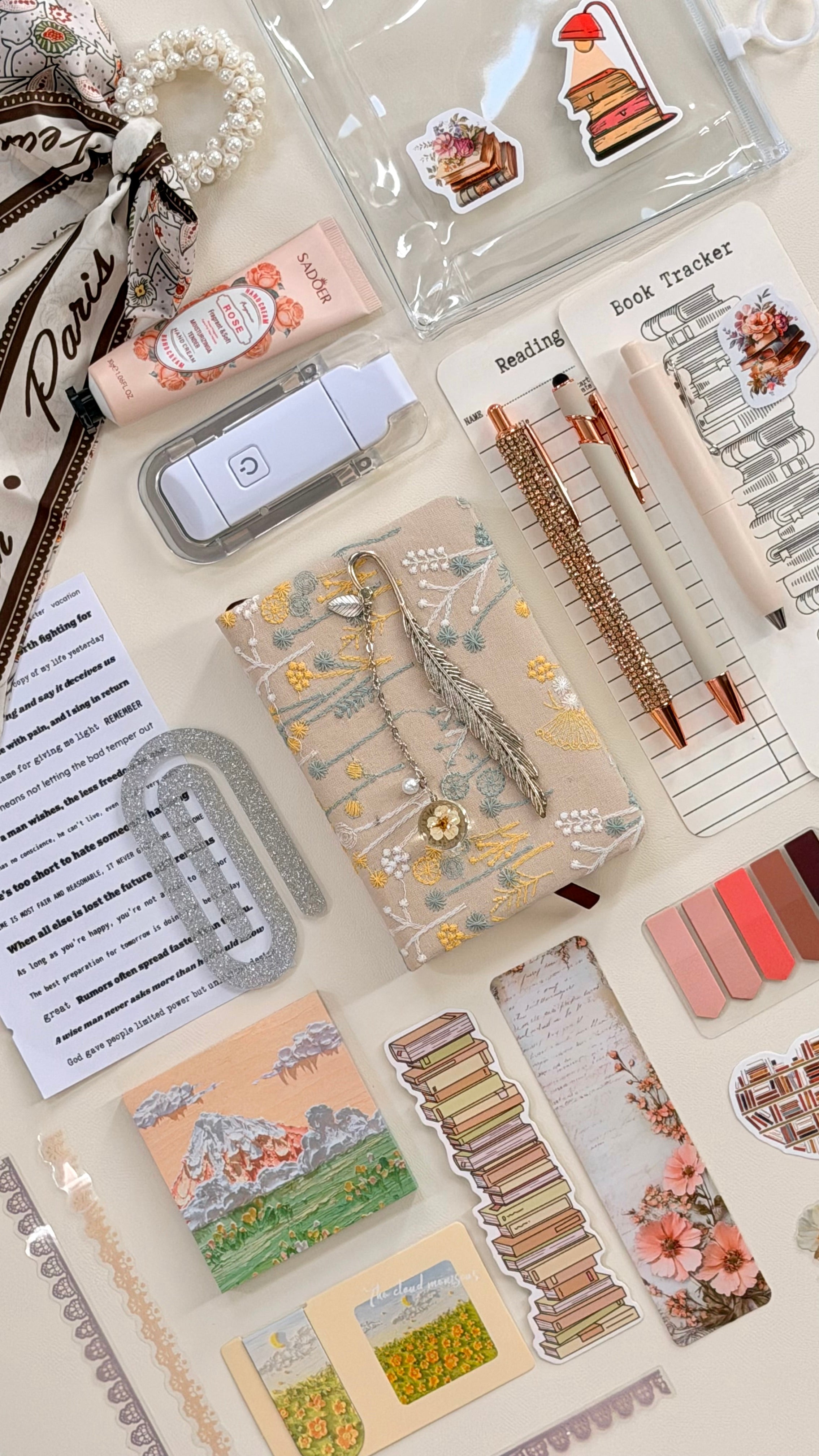 📜 Beige Vintage Cottagecore Bookish Bundle