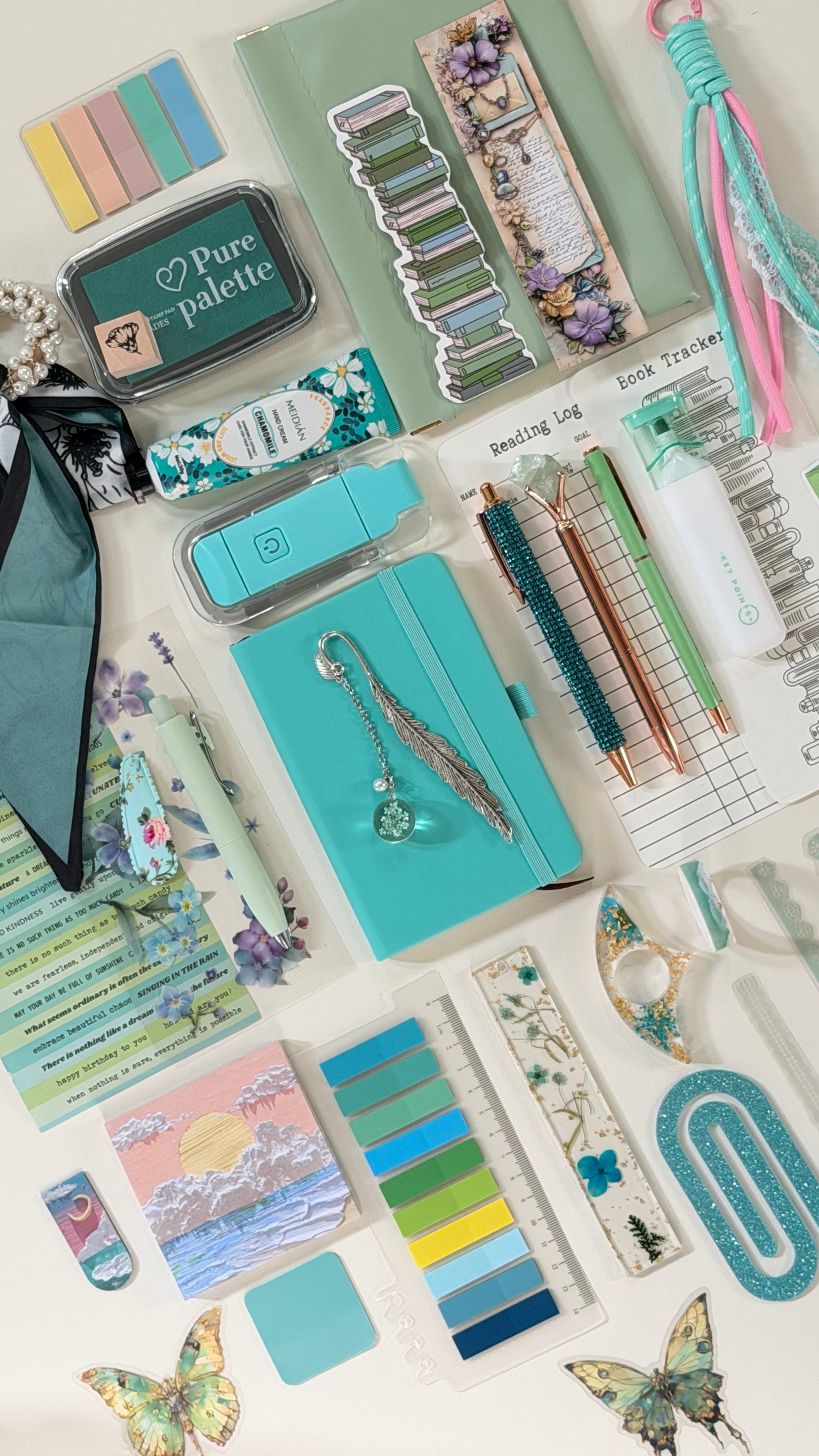 👗 Tiffany Bookish Bundles